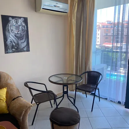 Lejlighed двустаен с гледка басейн до 4 души 303 Sunny Beach