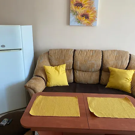 двустаен с гледка басейн до 4 души 303 Sunny Beach